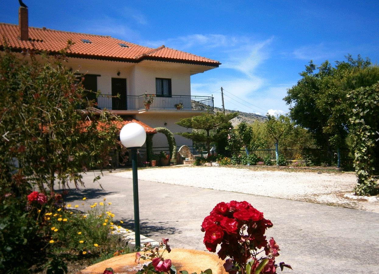 Georgia'S Little Village Платария Екстериор снимка